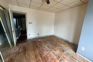 528 Geneva Ave, Philadelphia, PA 19120 - Photo 15