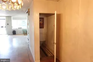 1617 N 61st St, Philadelphia, PA 19151 - Photo 21