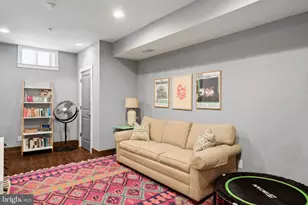 1023 Mt Vernon St, Philadelphia, PA 19123 - Photo 15