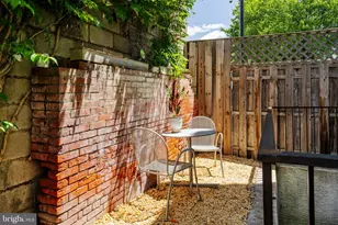 1023 Mt Vernon St, Philadelphia, PA 19123 - Photo 25