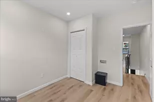 2442 N 13th St, Philadelphia, PA 19133 - Photo 15