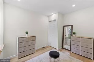 2442 N 13th St, Philadelphia, PA 19133 - Photo 19
