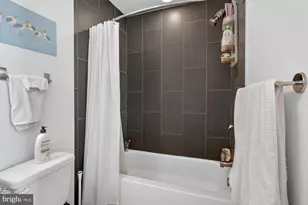2319 Fitzwater St, Philadelphia, PA 19146 - Photo 13