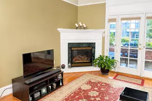 241 E Highland Ave, Philadelphia, PA 19118 - Photo 7
