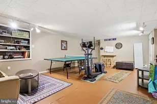 241 E Highland Ave, Philadelphia, PA 19118 - Photo 25