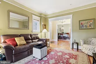 241 E Highland Ave, Philadelphia, PA 19118 - Photo 9