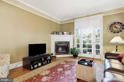 241 E Highland Avenue, Philadelphia, PA 19118 - Photo 7