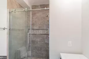 1436 Montrose St, Philadelphia, PA 19146 - Photo 17