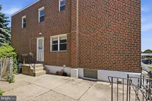 649 Lawler St, Philadelphia, PA 19116 - Photo 37