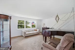 649 Lawler St, Philadelphia, PA 19116 - Photo 5