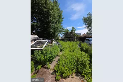 6130 W Columbia Avenue, Philadelphia, PA 19151 - Photo 15