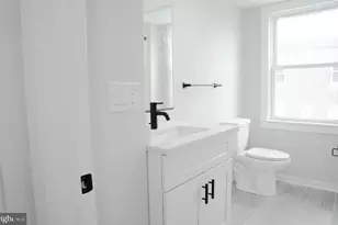 2800 Poplar St, Philadelphia, PA 19130 - Photo 3
