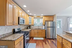 613 Oakfield Ln, Philadelphia, PA 19115 - Photo 13
