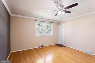 613 Oakfield Ln, Philadelphia, PA 19115 - Photo 17