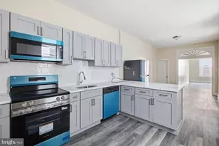 632 W Cumberland St, Philadelphia, PA 19133 - Photo 9