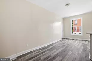 632 W Cumberland St, Philadelphia, PA 19133 - Photo 3