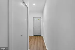 705 S 20th Street S, Philadelphia, PA 19146 - Photo 5