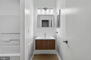 705 S 20th Street S, Philadelphia, PA 19146 - Photo 21
