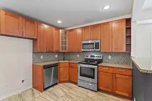407 W Abbottsford Ave, Philadelphia, PA 19144 - Photo 11