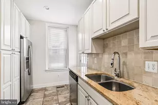 385 Conarroe St, Philadelphia, PA 19128 - Photo 11