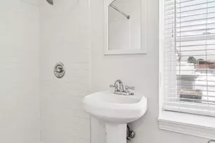 385 Conarroe St, Philadelphia, PA 19128 - Photo 33