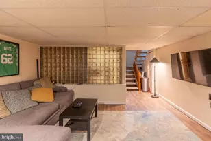 1034 Marlborough St, Philadelphia, PA 19125 - Photo 33