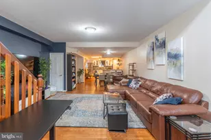 1034 Marlborough St, Philadelphia, PA 19125 - Photo 3