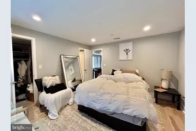 922 N 17th Street #C, Philadelphia, PA 19130 - Photo 17