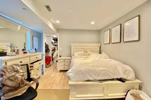 922 N 17th St, Philadelphia, PA 19130 - Photo 13