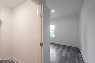 1524 South St, Philadelphia, PA 19146 - Photo 11