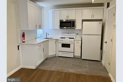 237 S 10th Street, Philadelphia, PA 19107 - Photo 3