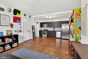 2321 Fitzwater St, Philadelphia, PA 19146 - Photo 11