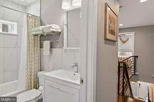 1130 Latona St, Philadelphia, PA 19147 - Photo 17