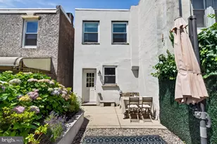 1130 Latona St, Philadelphia, PA 19147 - Photo 11