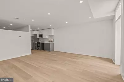253 N 3rd Street #3R, Philadelphia, PA 19106 - Photo 5