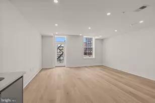 253 N 3rd St, Philadelphia, PA 19106 - Photo 3