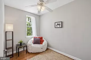 2220 Cantrell St, Philadelphia, PA 19145 - Photo 9