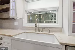 2407 Grays Ferry Ave, Philadelphia, PA 19146 - Photo 9