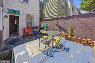 521 Mountain St, Philadelphia, PA 19148 - Photo 15