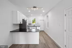 3943 Dell St, Philadelphia, PA 19140 - Photo 7