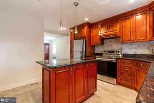 1439 E Oxford St, Philadelphia, PA 19125 - Photo 9