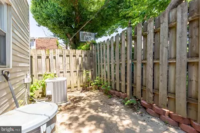 1439 E Oxford Street, Philadelphia, PA 19125 - Photo 11