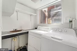 1502 N 17th St, Philadelphia, PA 19121 - Photo 31