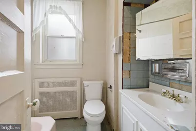 822 E Woodlawn Street, Philadelphia, PA 19138 - Photo 25