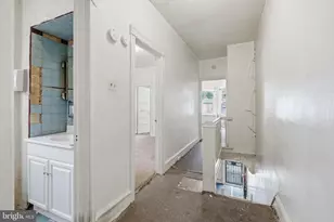 822 E Woodlawn St, Philadelphia, PA 19138 - Photo 15
