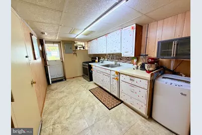 1437 Napfle Avenue, Philadelphia, PA 19111 - Photo 33