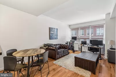 1425 Locust Street #4E, Philadelphia, PA 19102 - Photo 1