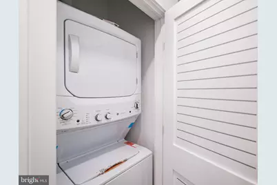 2101 Washington Ave #ONE BEDROOM UNIT, Philadelphia, PA 19146 - Photo 9