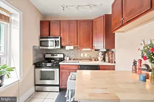 465 Green Ln, Philadelphia, PA 19128 - Photo 27