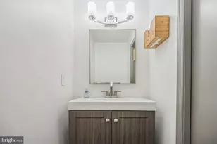221820 Race St, Philadelphia, PA 19103 - Photo 45